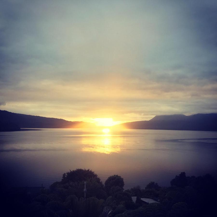 Te Whare -Lake Tarawera Tree-Top Nest Εξωτερικό φωτογραφία